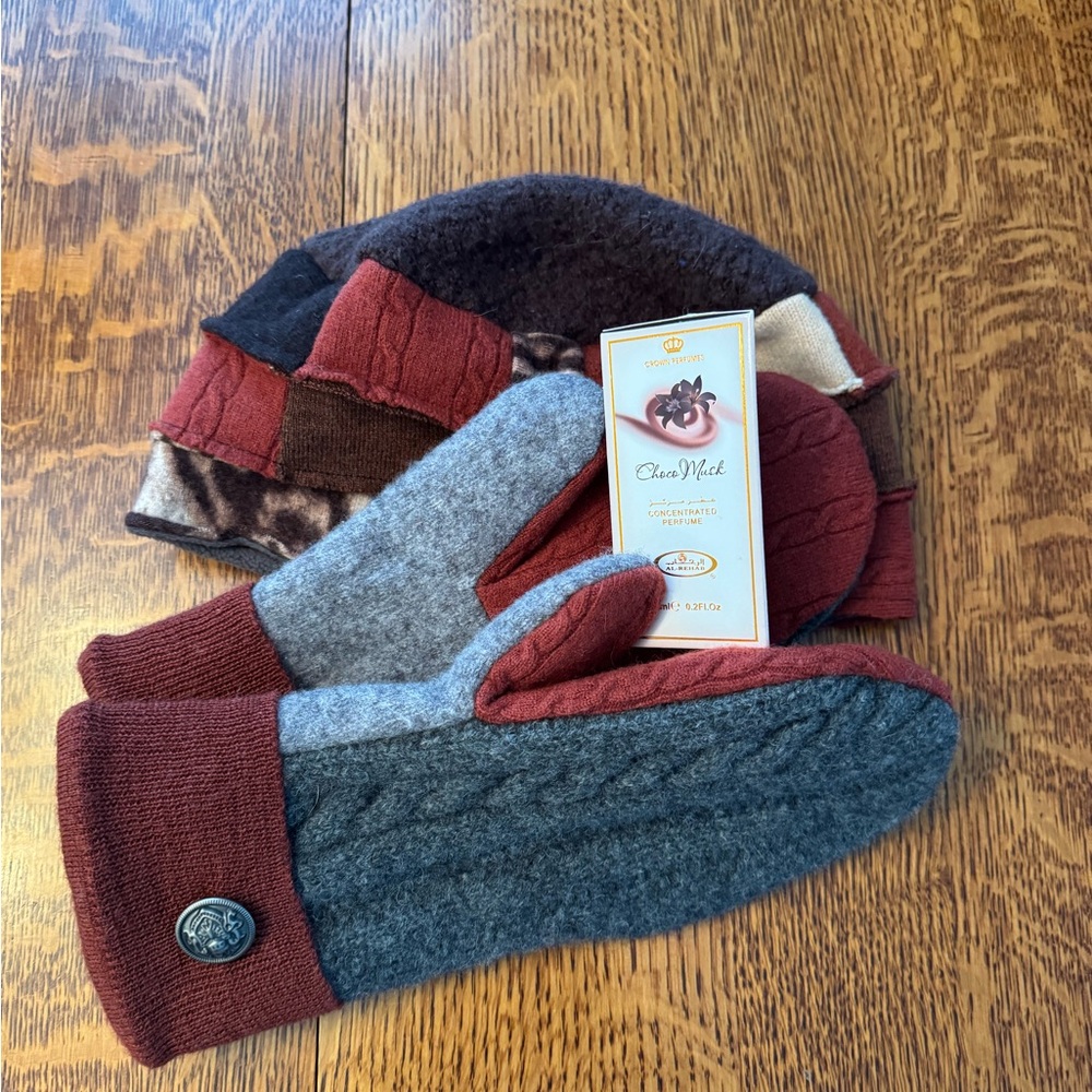 Chic Gray and Rust Women's Mittens Bundle